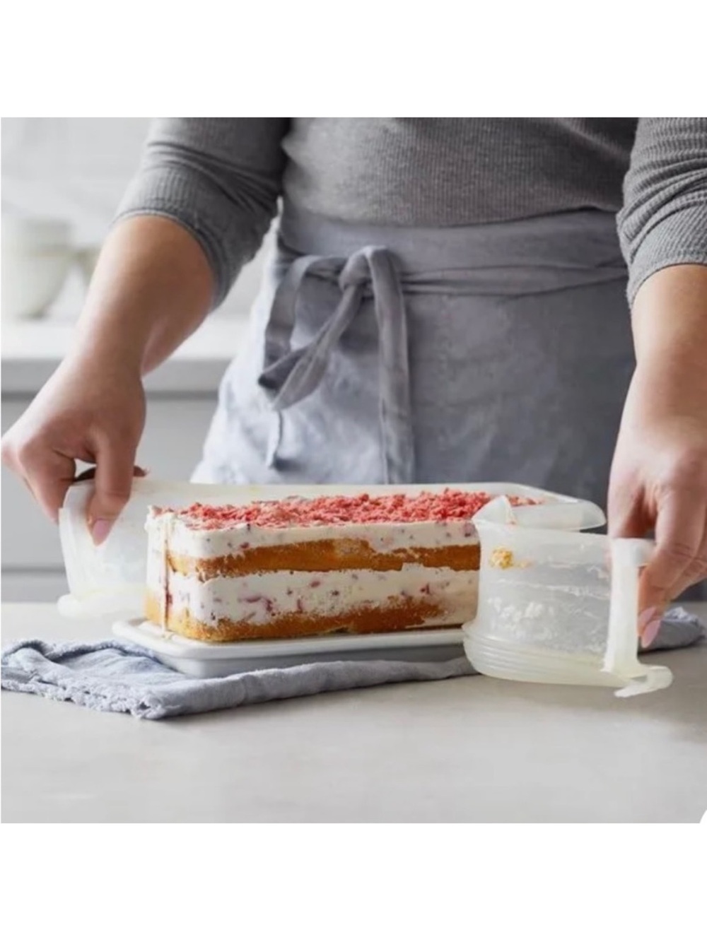 Pampered Chef Ice Cream cake Pan - retired item# 1551